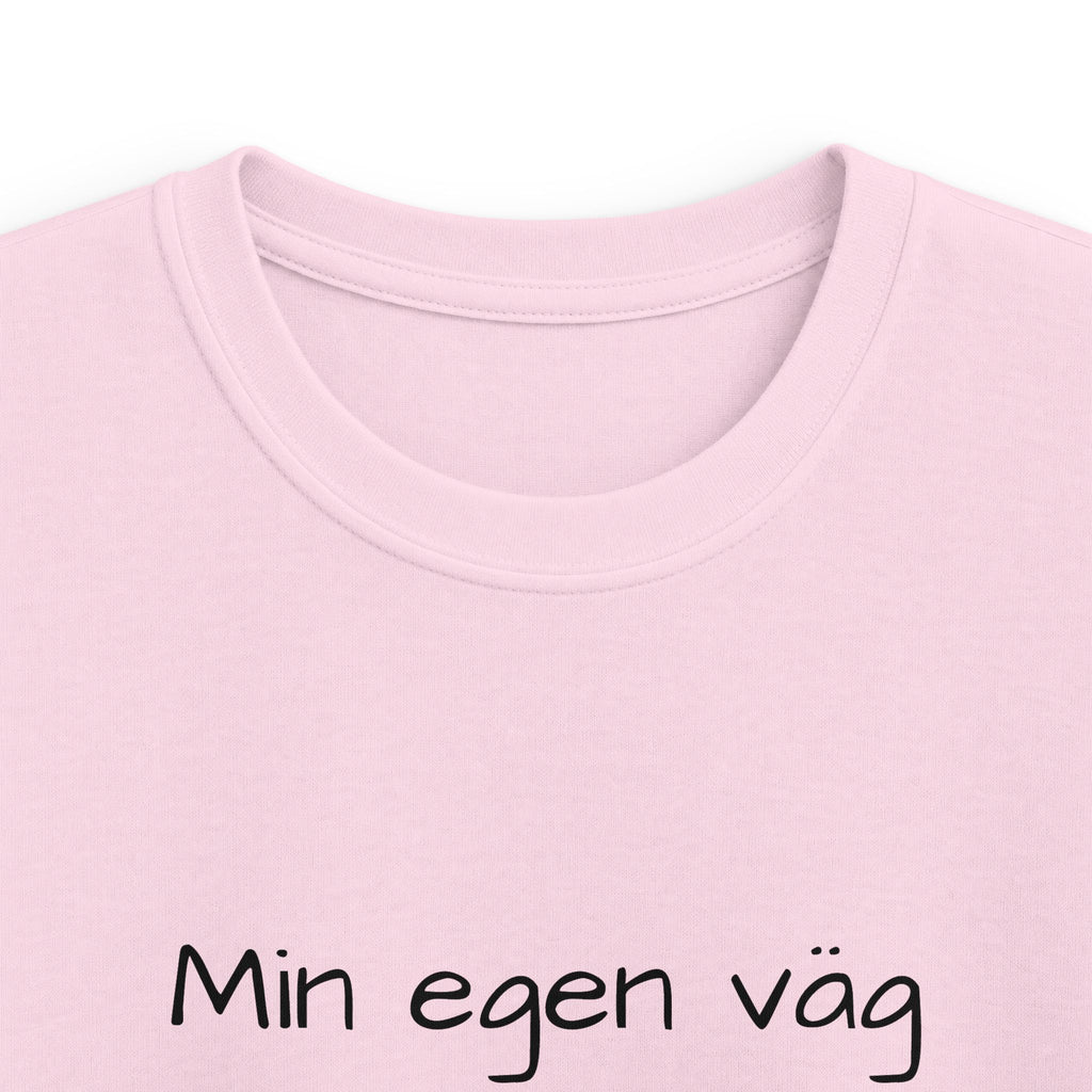 Kids T-Shirt - "Min egen väg" Minimalist Swedish Graphic Tee for Kids