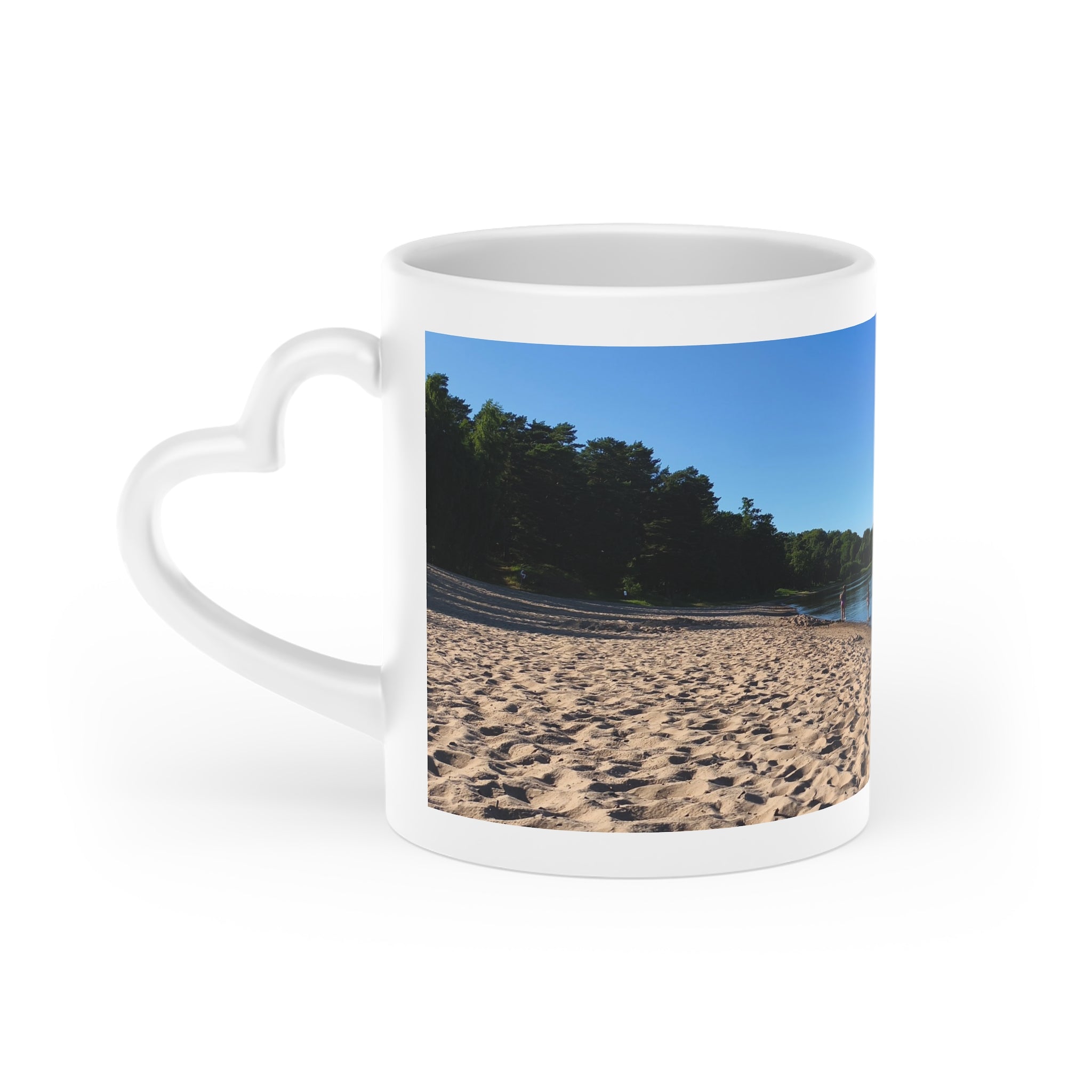 Scenic Lakeside Beach Mug — Sunrise Shore Photo Coffee Cup